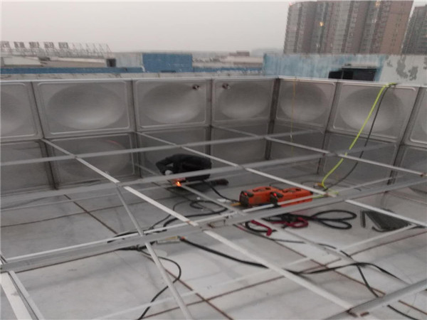 洛陽新區(qū)三院生活水箱 洛陽新區(qū)三院生活水箱